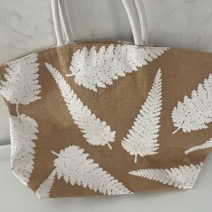 Manaola Fern Print Tan and White Tote Bag